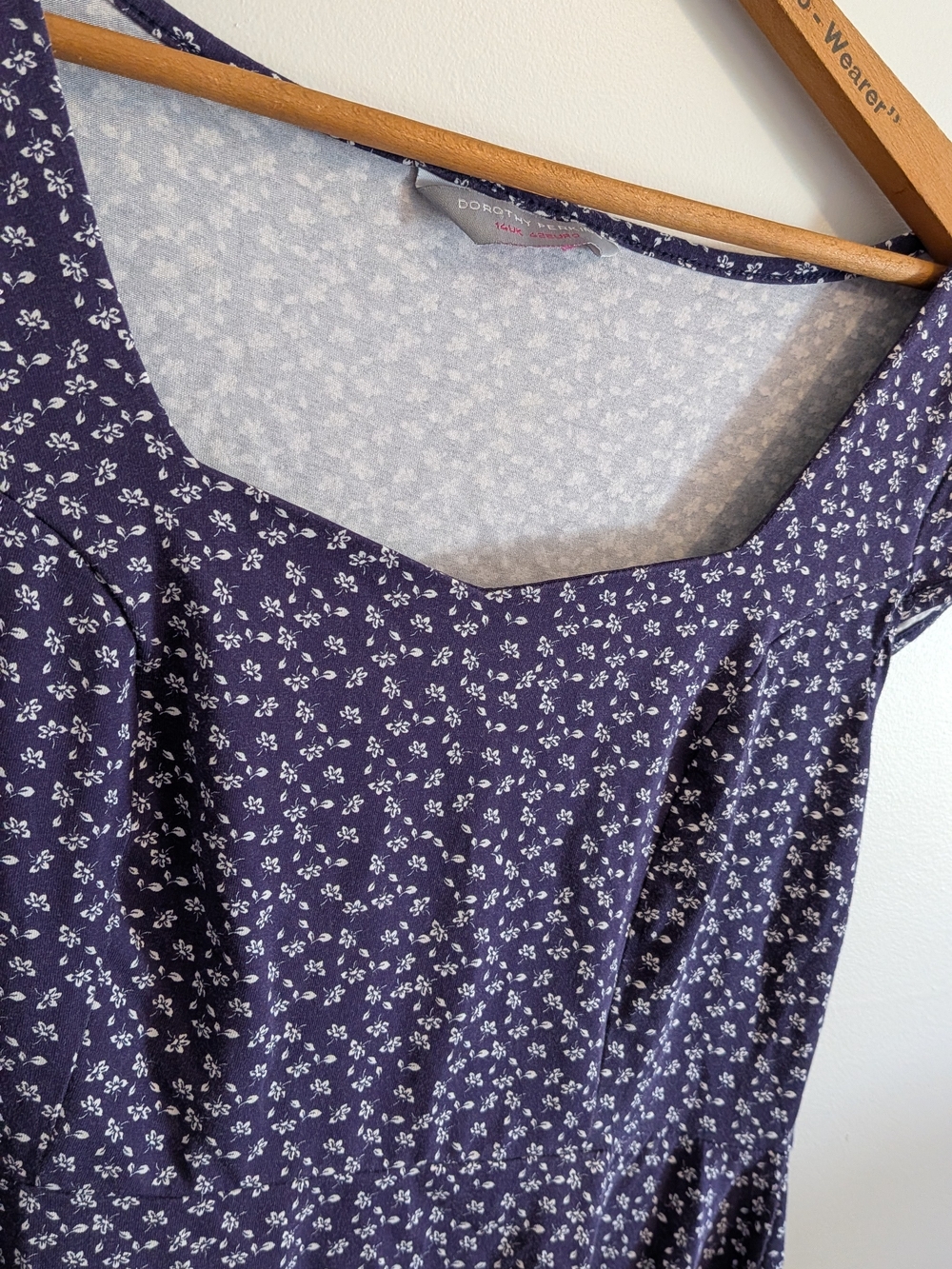 Dorothy Perkins Purple Floral Sweetheart Neck Mini Dress - Picture 2 of 4